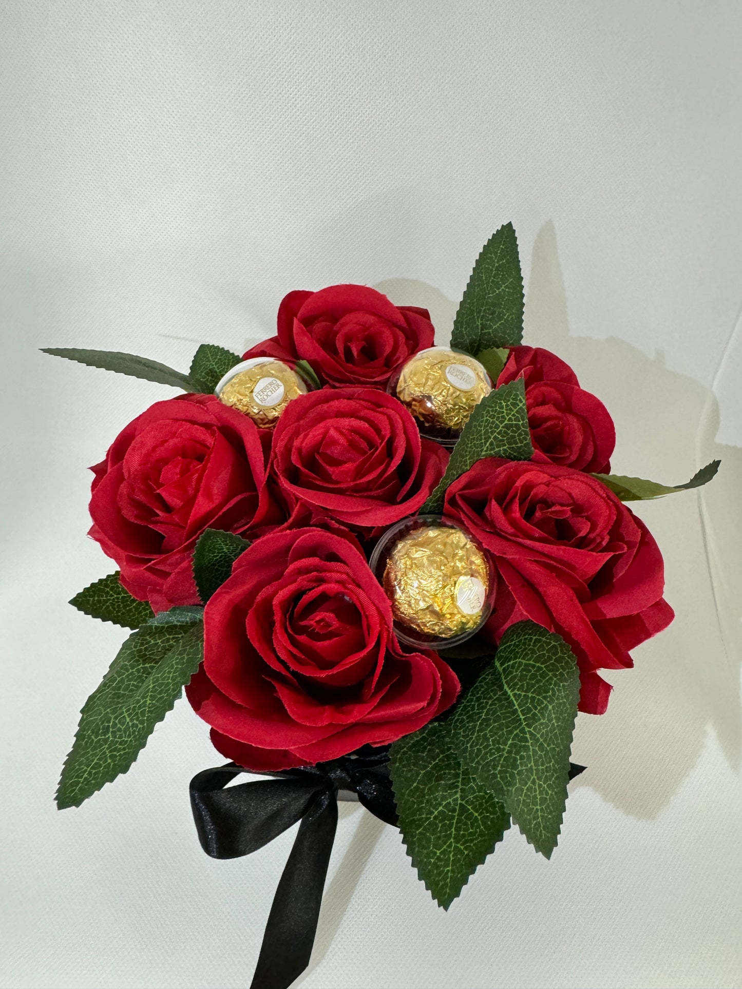 Valentines Hat Box Roses
