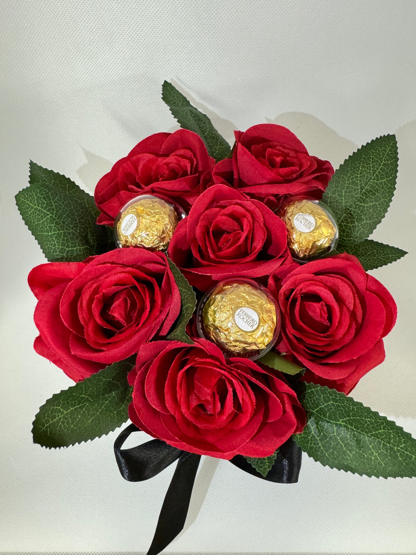 Valentines Hat Box Roses