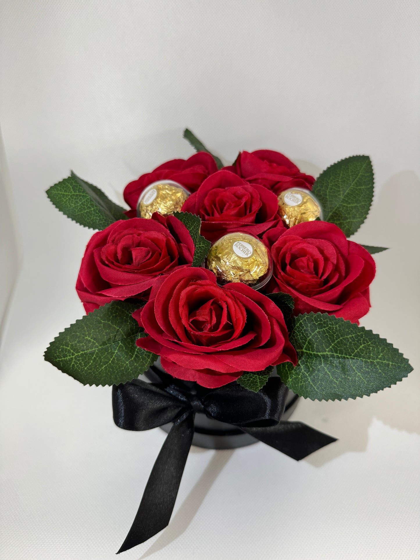 Valentines Hat Box Roses